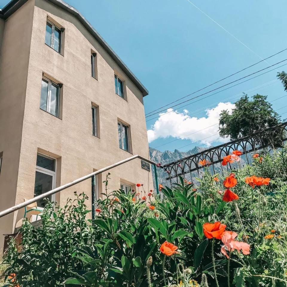 Mountain Heart Bed & Breakfast Kazbegi Exterior foto